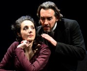 “Hedda Gabler” di Henrik Ibsen, regia di Antonio Calenda