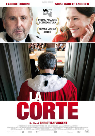 La corte poster recensione flanerí