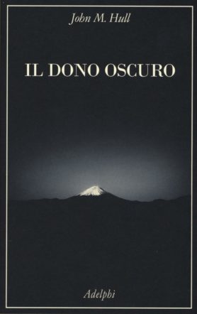 copertina di hull il dono oscuro adelphi flaneri